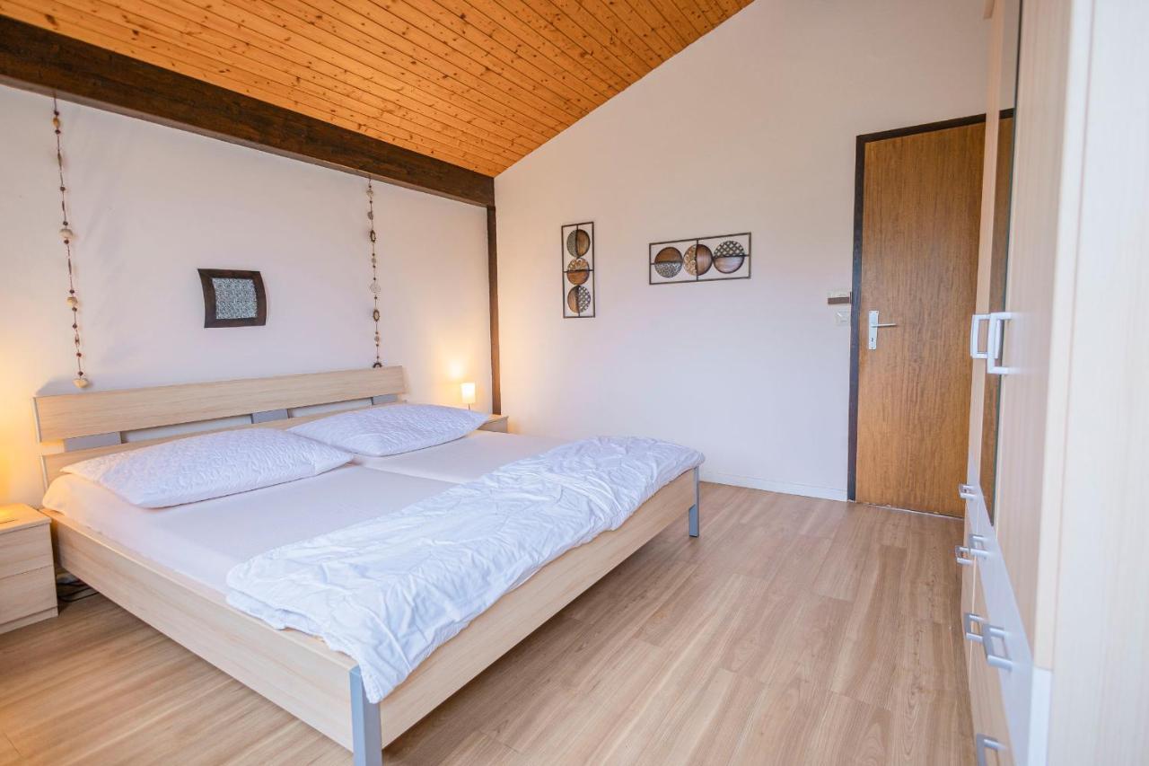 Ferienwohnpark Immenstaad Am Bodensee Satteldachhaus Typ 9 Sd 57 Ngoại thất bức ảnh