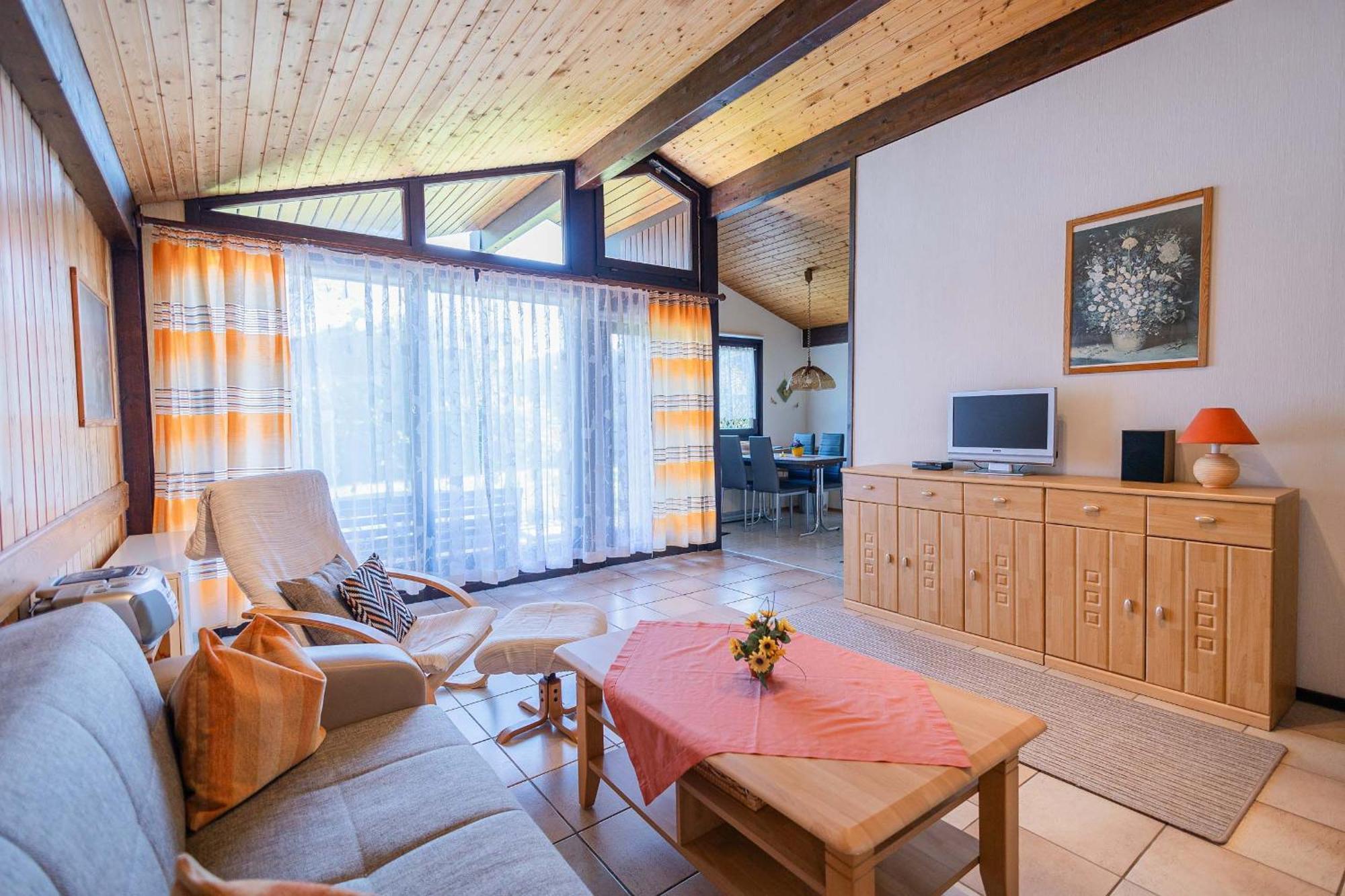 Ferienwohnpark Immenstaad Am Bodensee Satteldachhaus Typ 9 Sd 57 Ngoại thất bức ảnh
